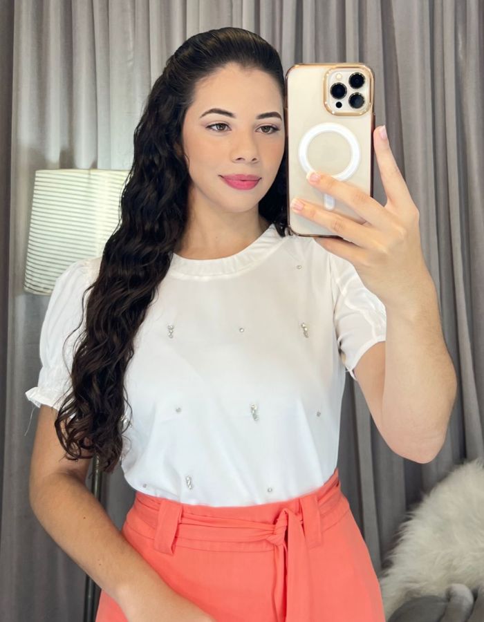 BLUSA C/APLICAÇÃO EM STRASS | Loja